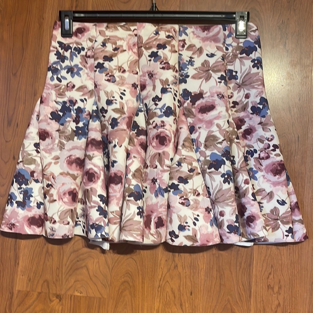 LC Lauren Conrad Runway women Fit and Flare Skirt Size 16